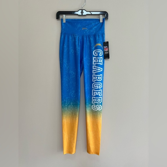 Zubaz NFL Team Apparel San Diego Chargers Distressed Gradient Leggings, size M - Picture 1 of 10
